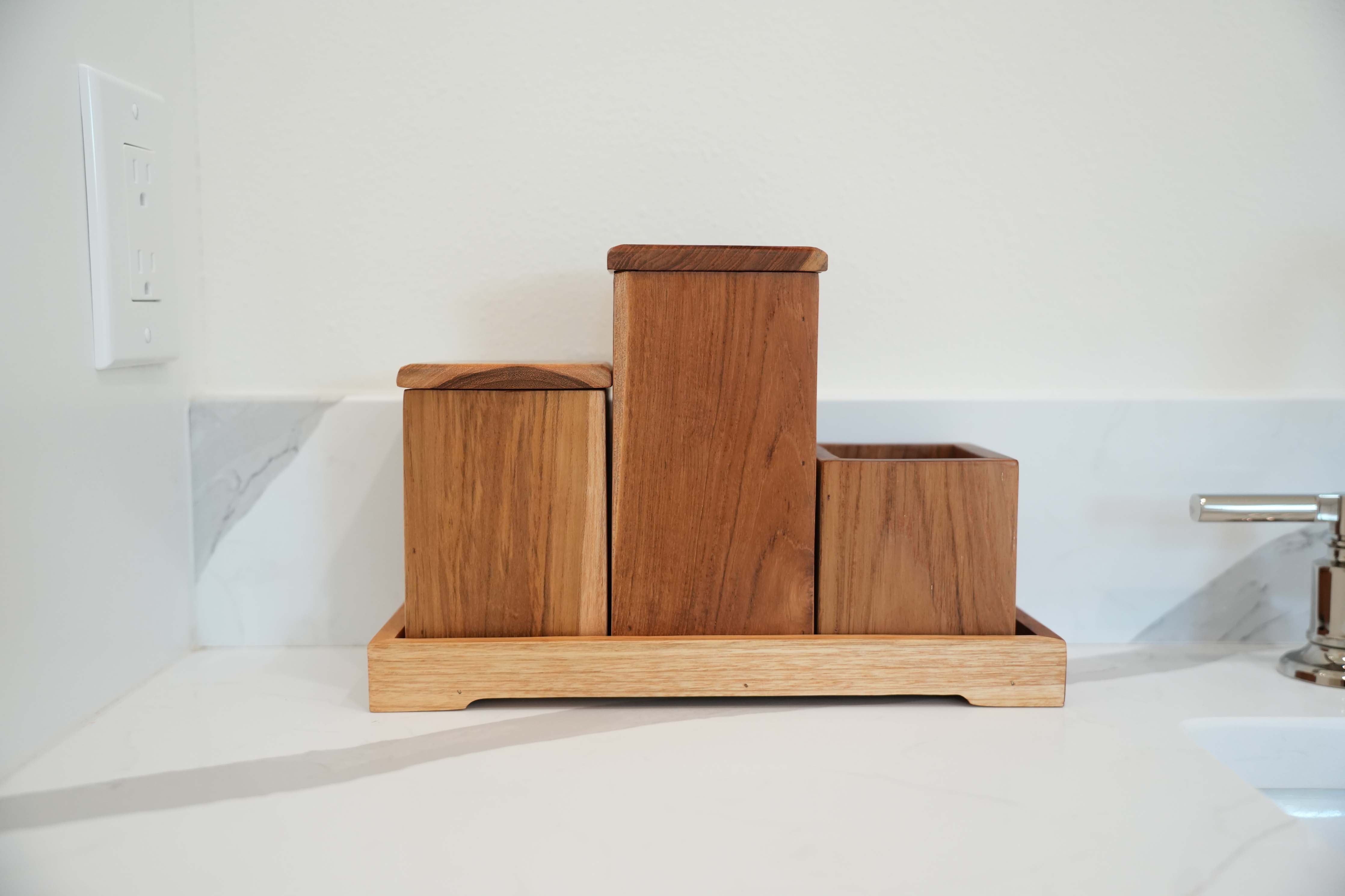 Eleganto® 3 Piece Teak Wood Bathroom Amenities Set with Tray in EarthyTeak® Finish