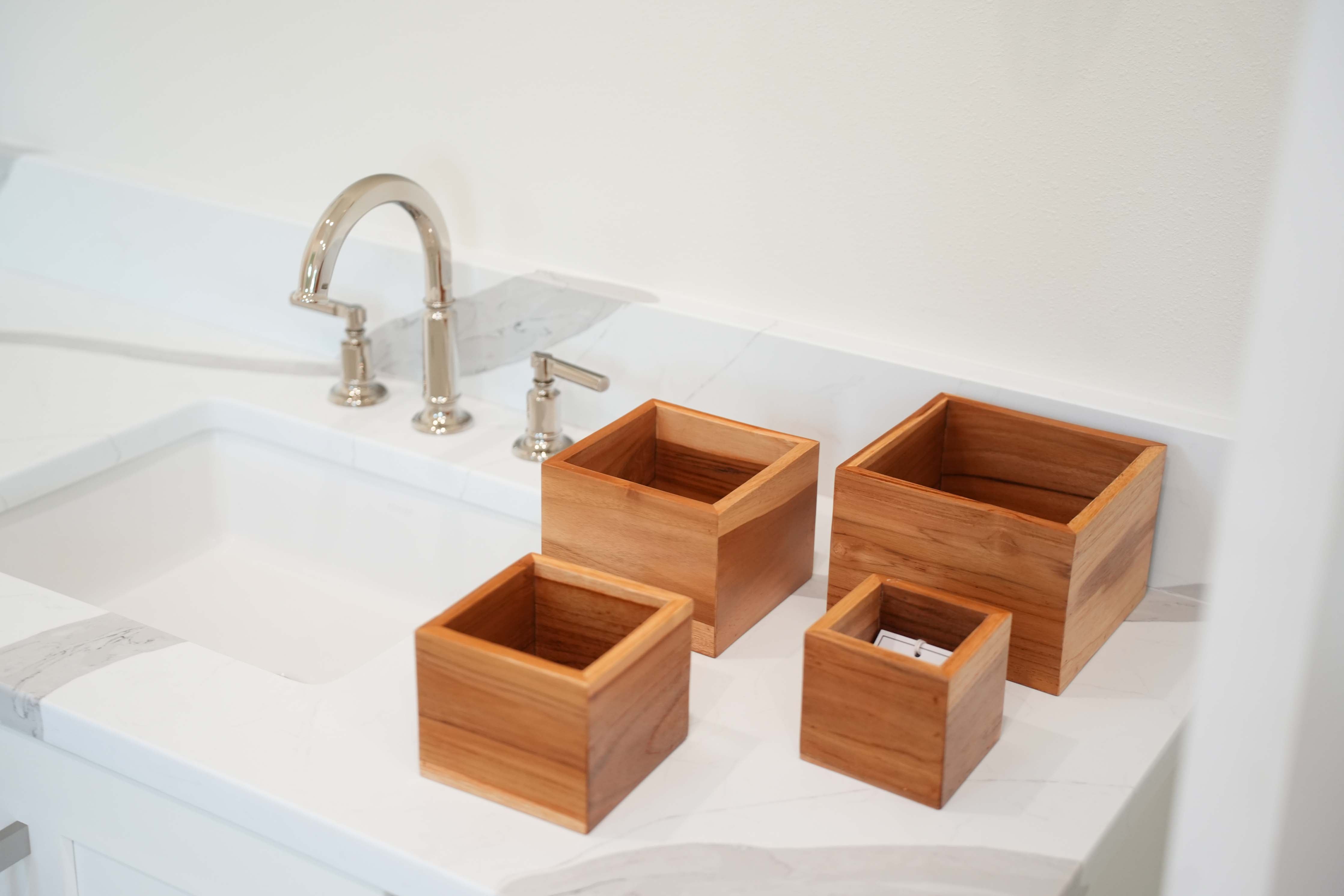 Eleganto® 4 Piece Teak Wood Bathroom Amenities Nesting Set in EarthyTeak® Finish
