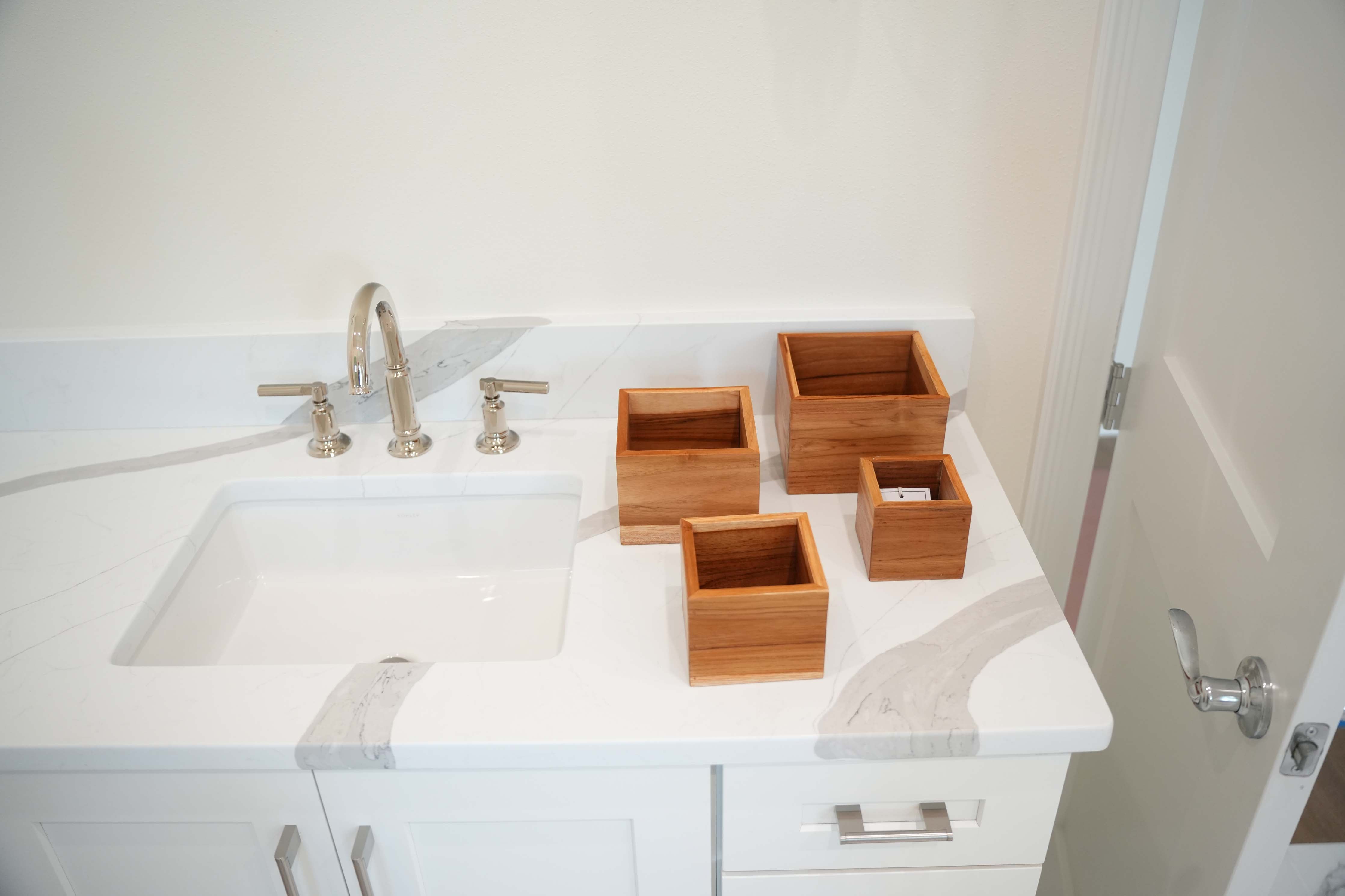 Eleganto® 4 Piece Teak Wood Bathroom Amenities Nesting Set in EarthyTeak® Finish