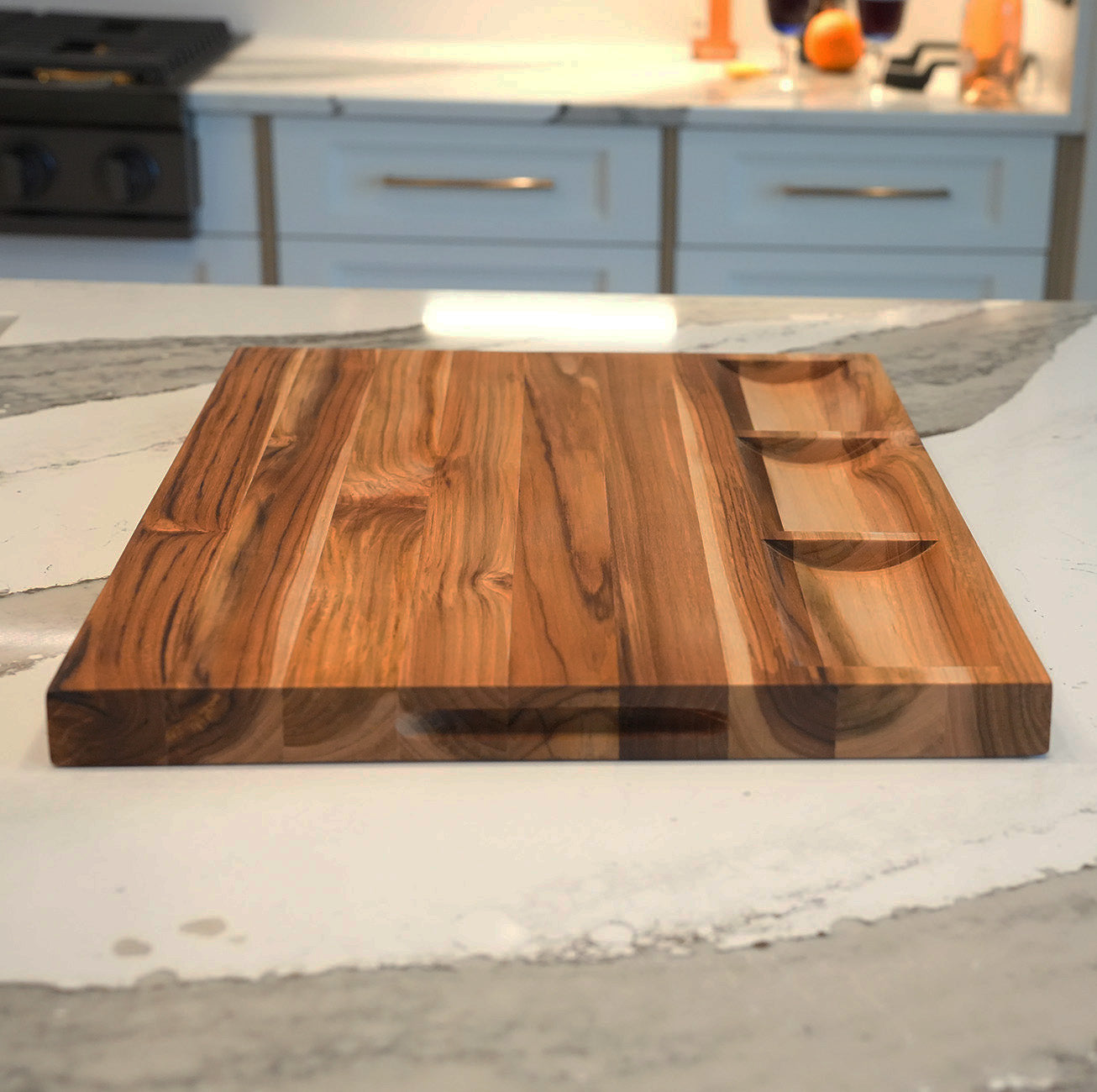EcoDecors 24" x 18" Reversible FSC Teak Cutting Board with Juice Groove