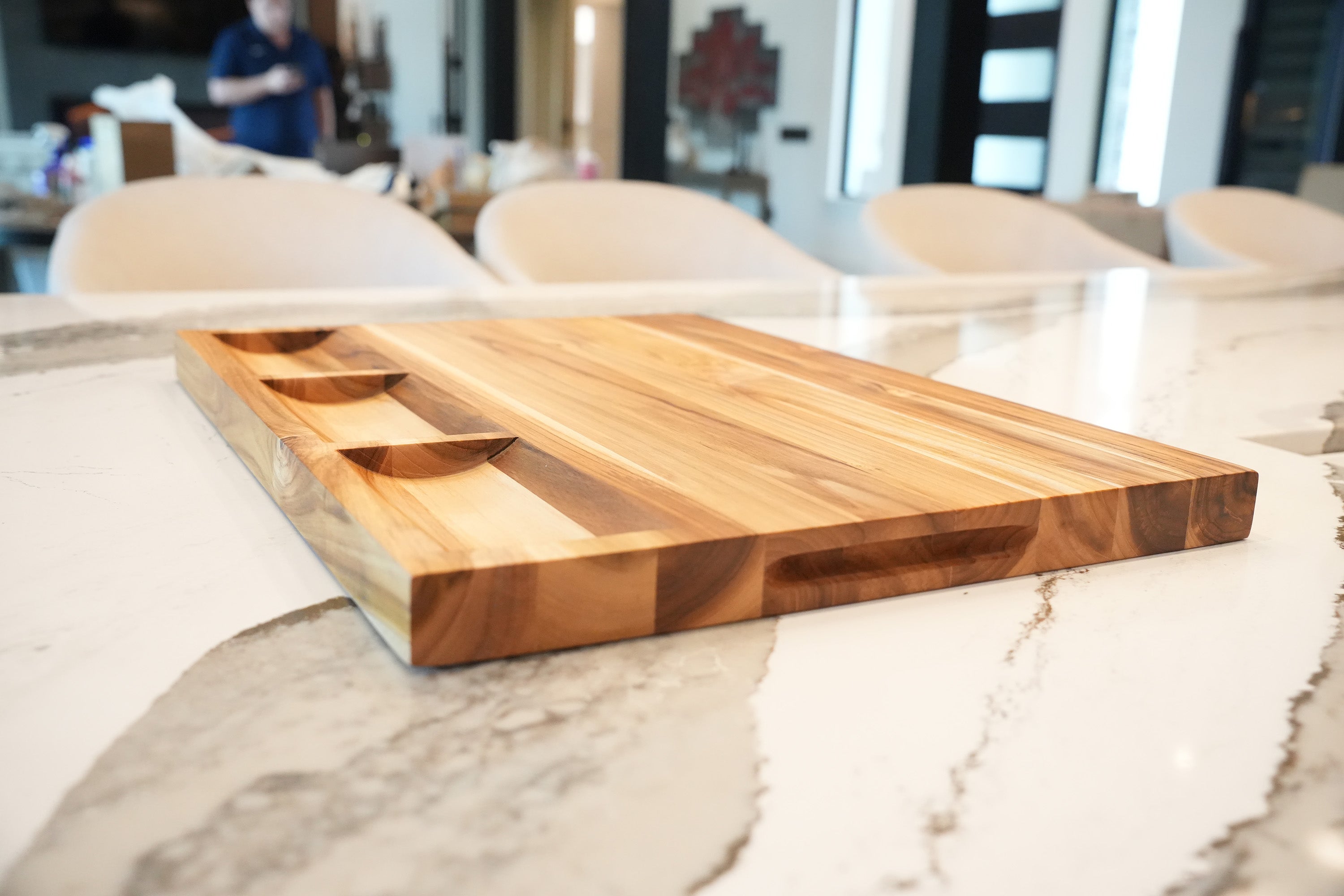 EcoDecors 24x18 Reversible FSC Teak Cutting Board with Juice Groove