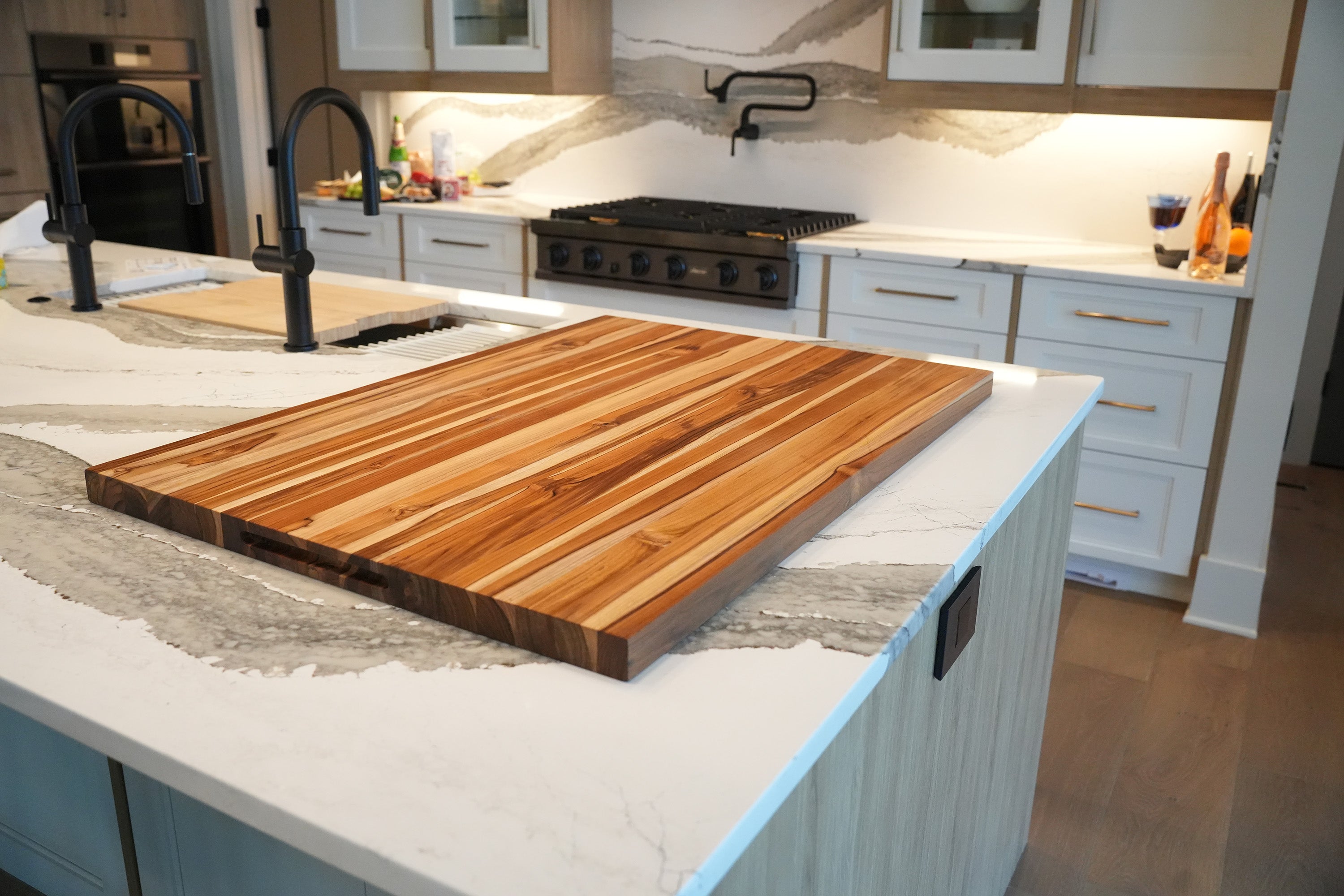 EcoDecors 40x28 Teak Reversible Edge Grain Cutting Board with Groove